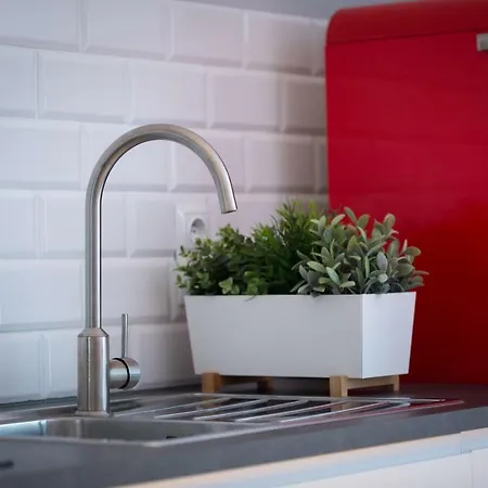 Red Fridge House - Stayinwroclaw * ヴロツワフ